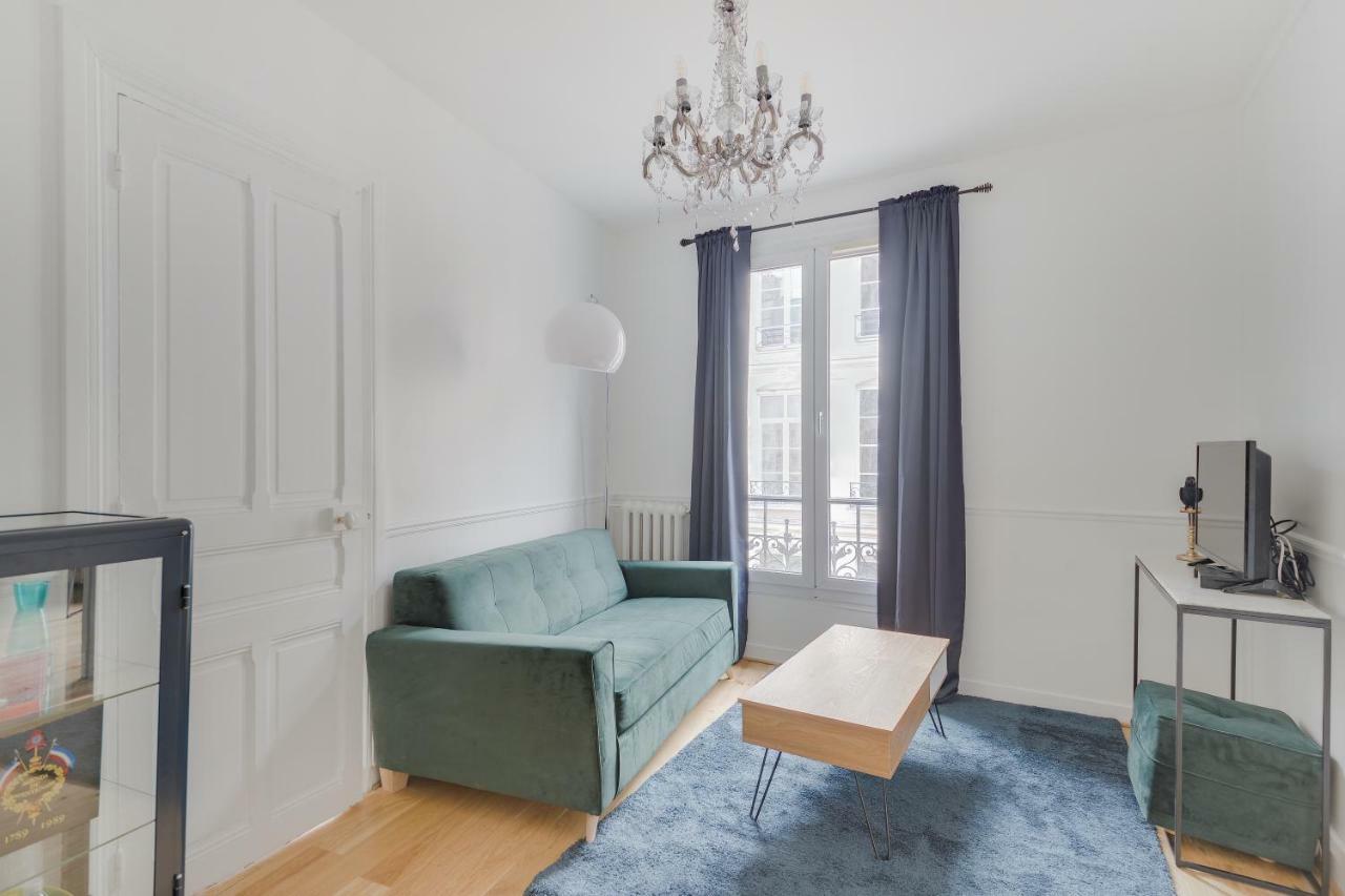 Appartement Lovely Parisian Flat - Louvre Rue St Honore Parijs